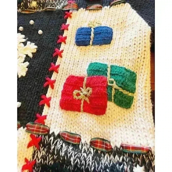 Vtg Christmas Sweater Designers Originals Studio Patchwork Embroidered EUC PM - Picture 5 of 16